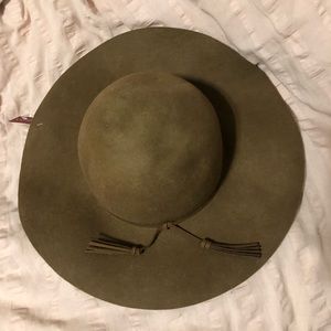 NEW Boho brown floppy hat with tassels